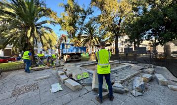 EMACSA estudia una restauración de la fuente de la Magdalena que evite averías como la que provocó su rotura